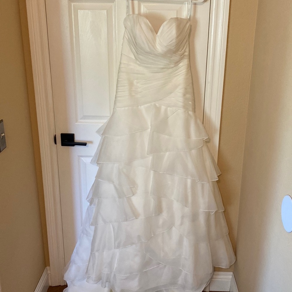 Alfred Angelo beautiful ruffle and corset lace up dress